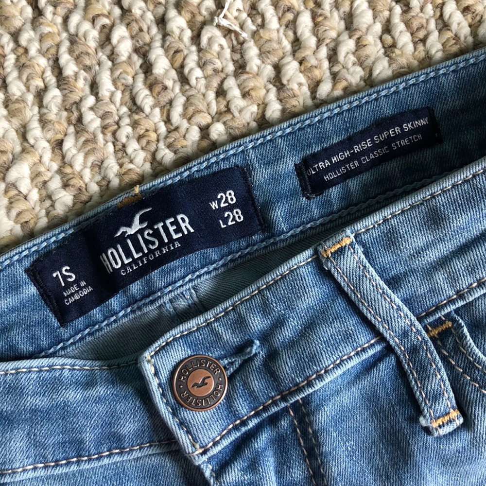 Jeans - Picture 2 of 3